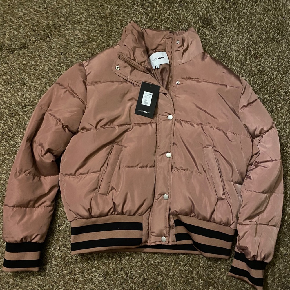 🆕 NWT Fashion Nova Pink Puffer Jacket